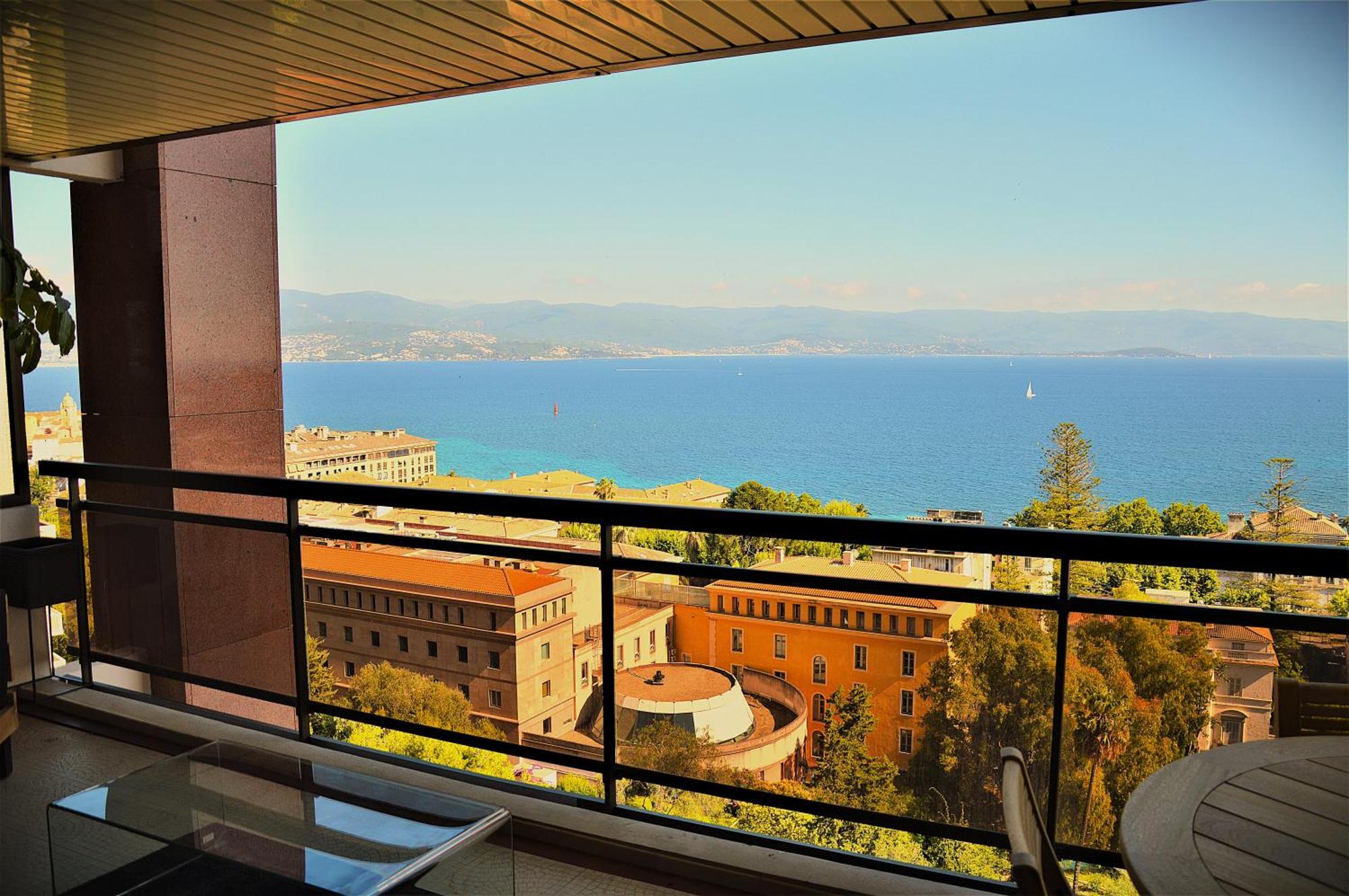 Grand T2 Standing Ajaccio Proche Centre Et Plages Vue Panoramique Parking Prive Exteriér fotografie